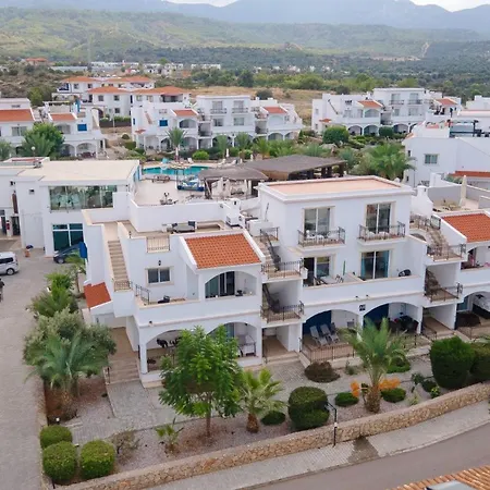 Modern Studio With Lovely Sea View Apartmán *