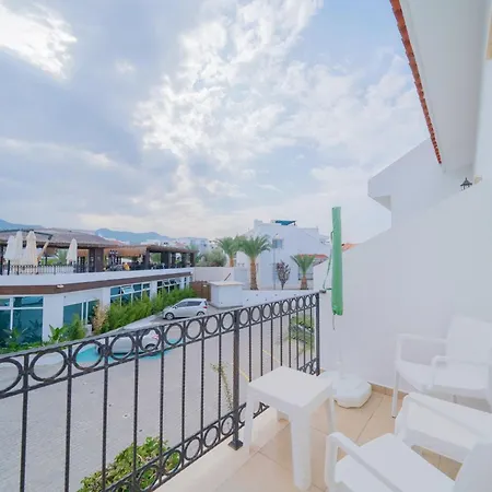 Apartmán Modern Studio With Lovely Sea View *