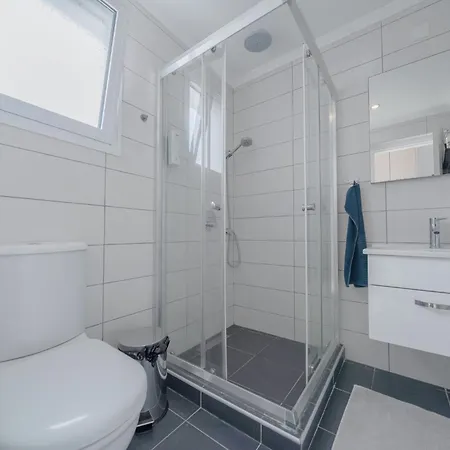 Modern Studio With Lovely Sea View * Agios Georgios (Girne)